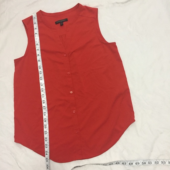 Banana Republic Red Sleeveless Blouse - Picture 8 of 8